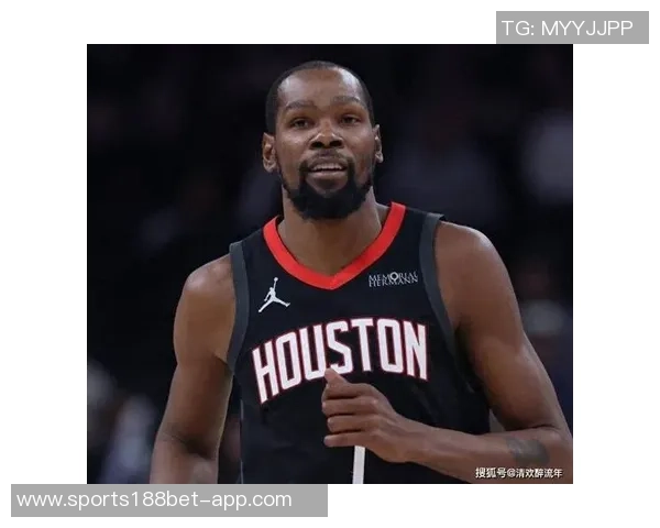 杜兰特分析两战爵士差异强调减少失误与三分防守不足 杜兰特分析两战爵士差异强调减少失误与三分防守不足